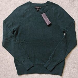 Banana Republic merino wool Deep Green Crewneck Sweater